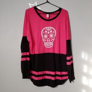 No boundaries Long sleeve tee Black and pink Sz L